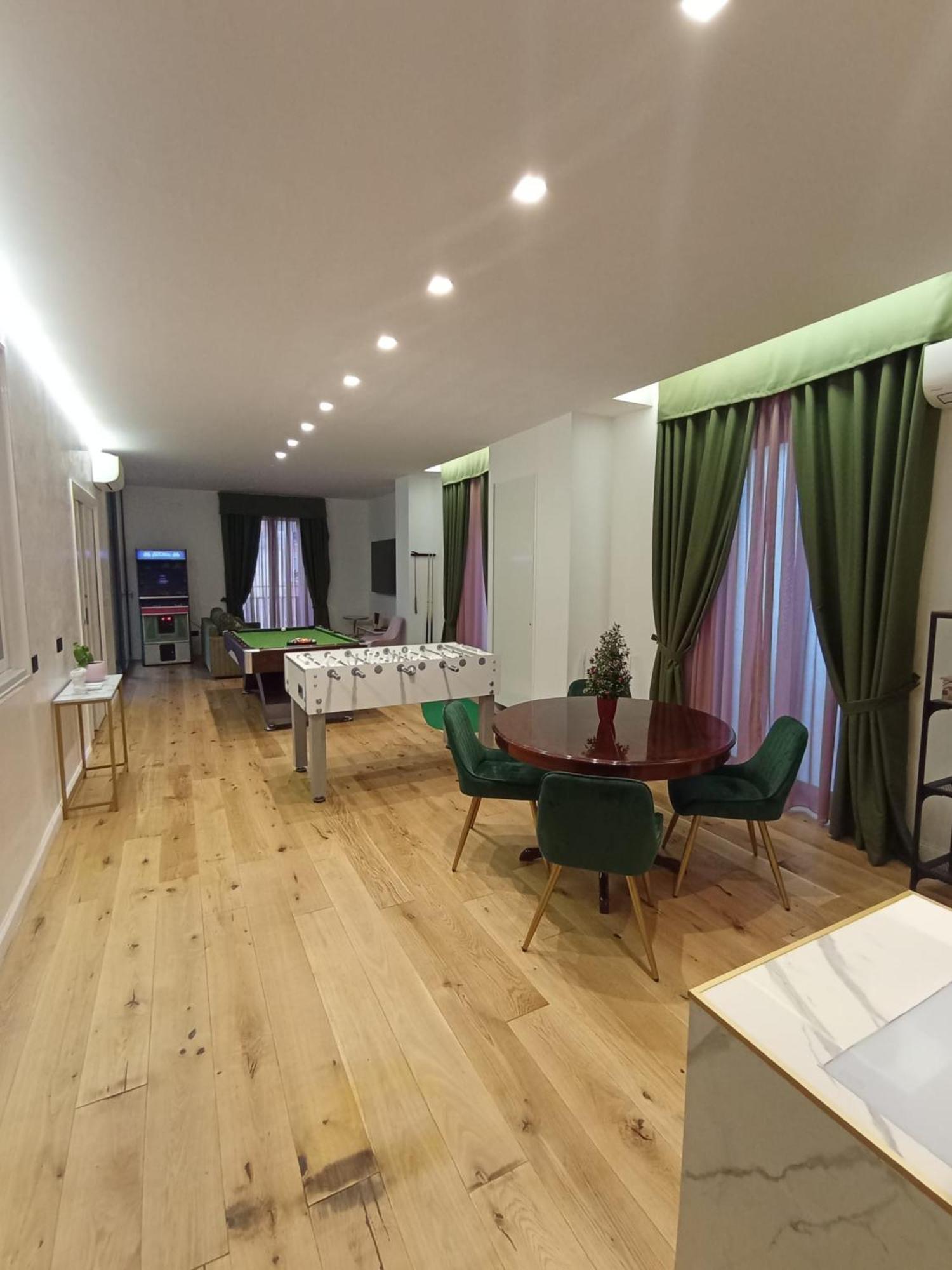 Babylon Luxury & Napoli